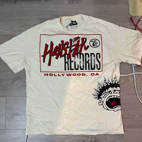 Hellstar size Xl 28.74 inches Length / 44inches bust - Picture 1 of 2